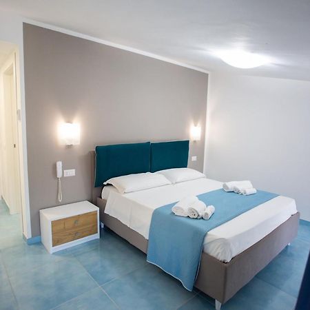 קסטלבאטה Hotel Da Alfredo מראה חיצוני תמונה