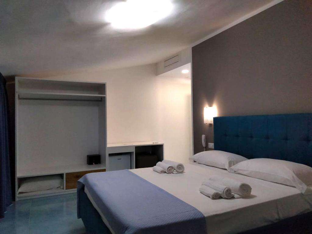 קסטלבאטה Hotel Da Alfredo מראה חיצוני תמונה
