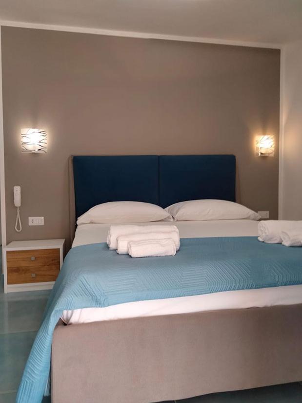 קסטלבאטה Hotel Da Alfredo מראה חיצוני תמונה